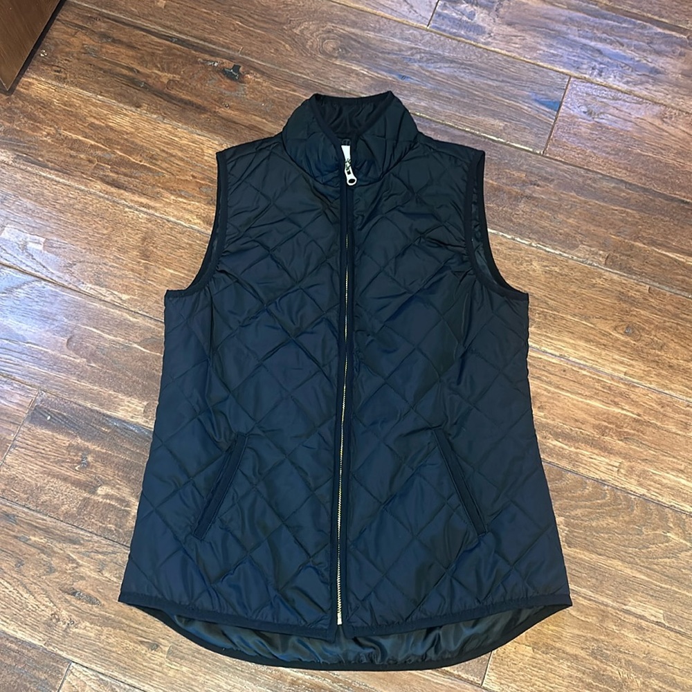 Old Navy black quilted vest